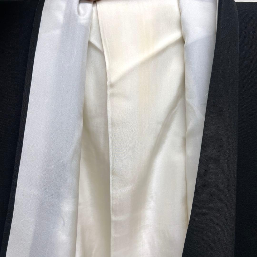 黒留袖　五つ紋　比翼付き　金糸　銀糸　金彩　銀彩　渦巻き　着物　103b d