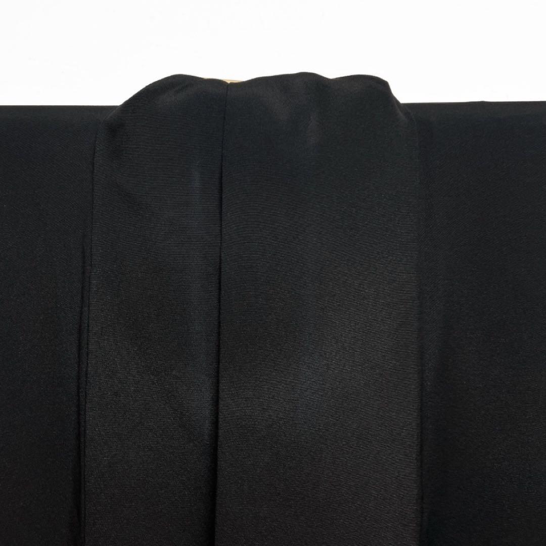 黒留袖　五つ紋　比翼付き　金糸　銀糸　金彩　銀彩　渦巻き　着物　103b d