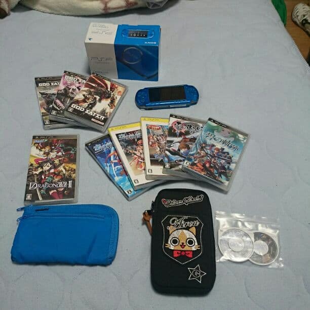 PSP3000＋カセット11個