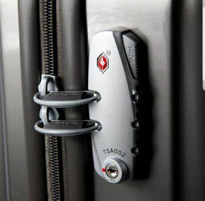 アメリカンツーリスター キャリーケース ハードコレクション アローナライト 軽量