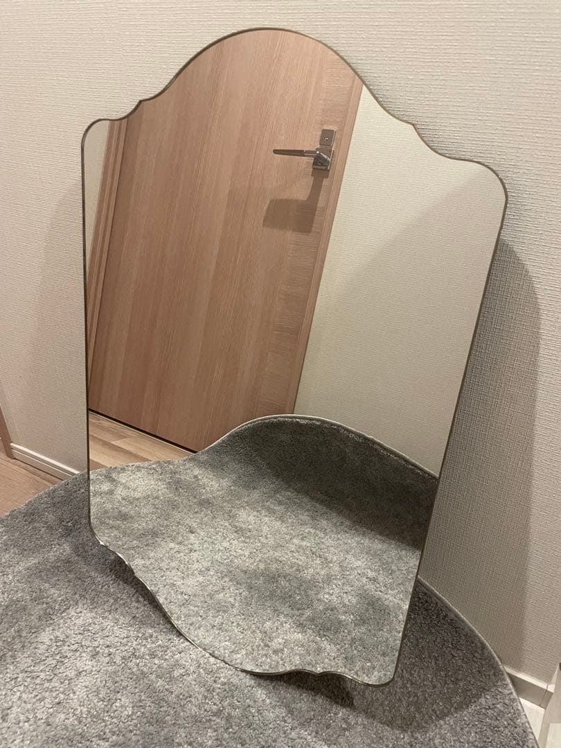 ZARA  真鍮ウォールミラー