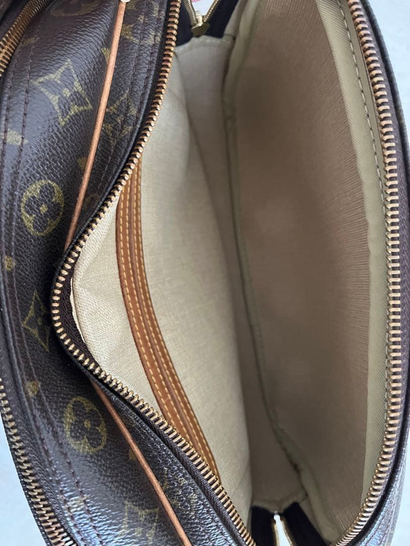 まつりちゃん　ルイヴィトン　リポーター