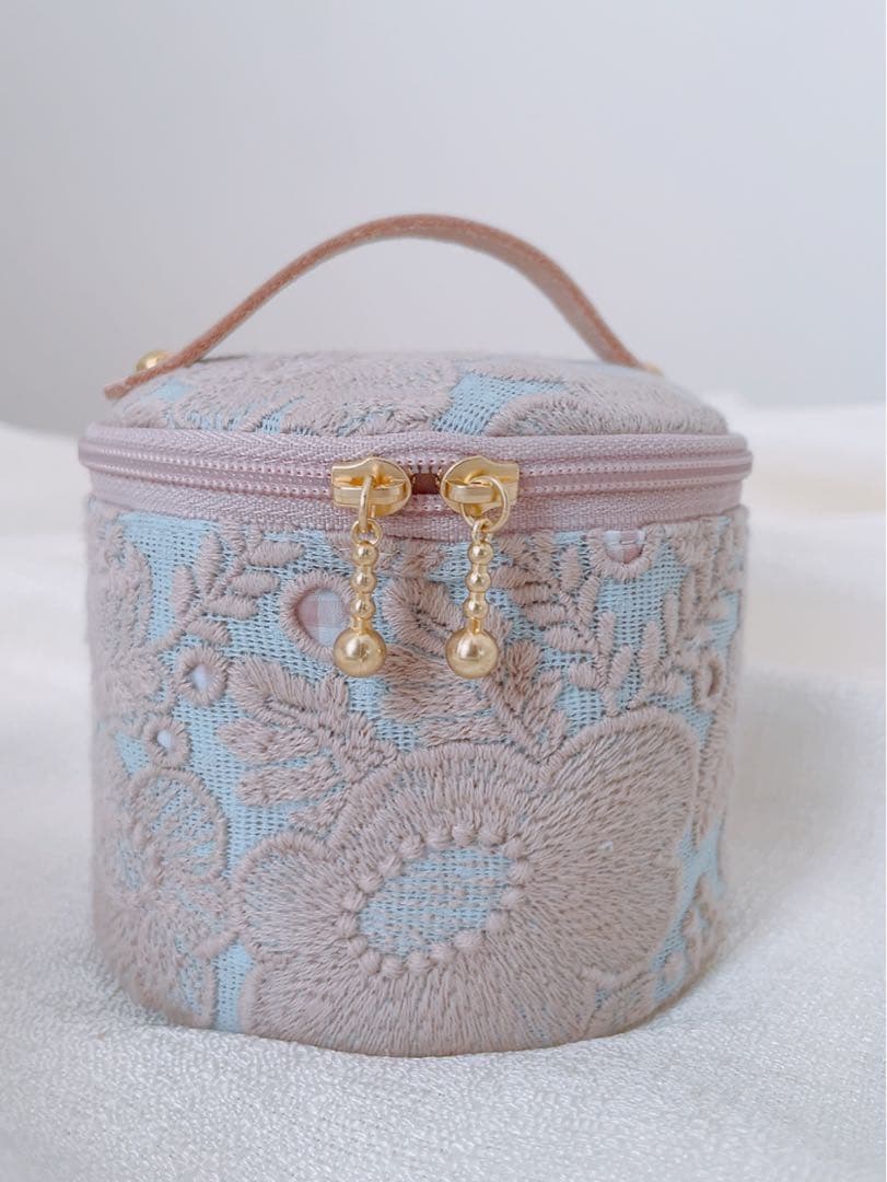 専用出品　キャニスターポーチ