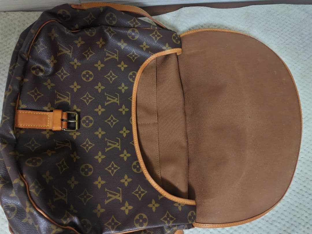 ルイヴィトン　モノグラム ソミュール35 ショルダーバッグ