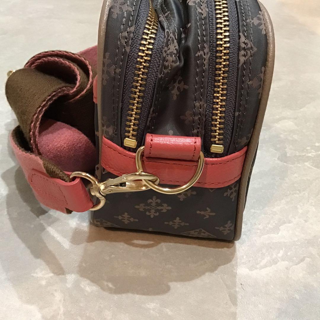 【ラシット】ショルダーバッグ ダークブラウン ピンク