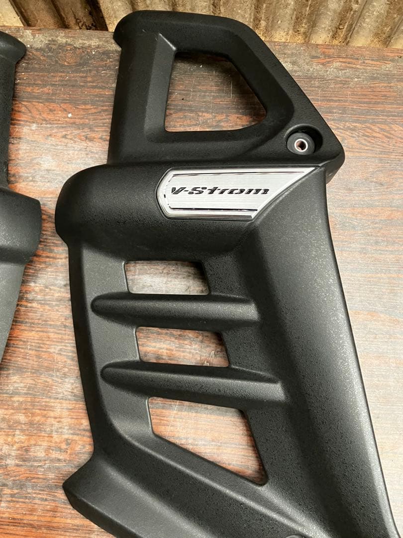 Ｖストローム650 カウル・パワーボックスセット