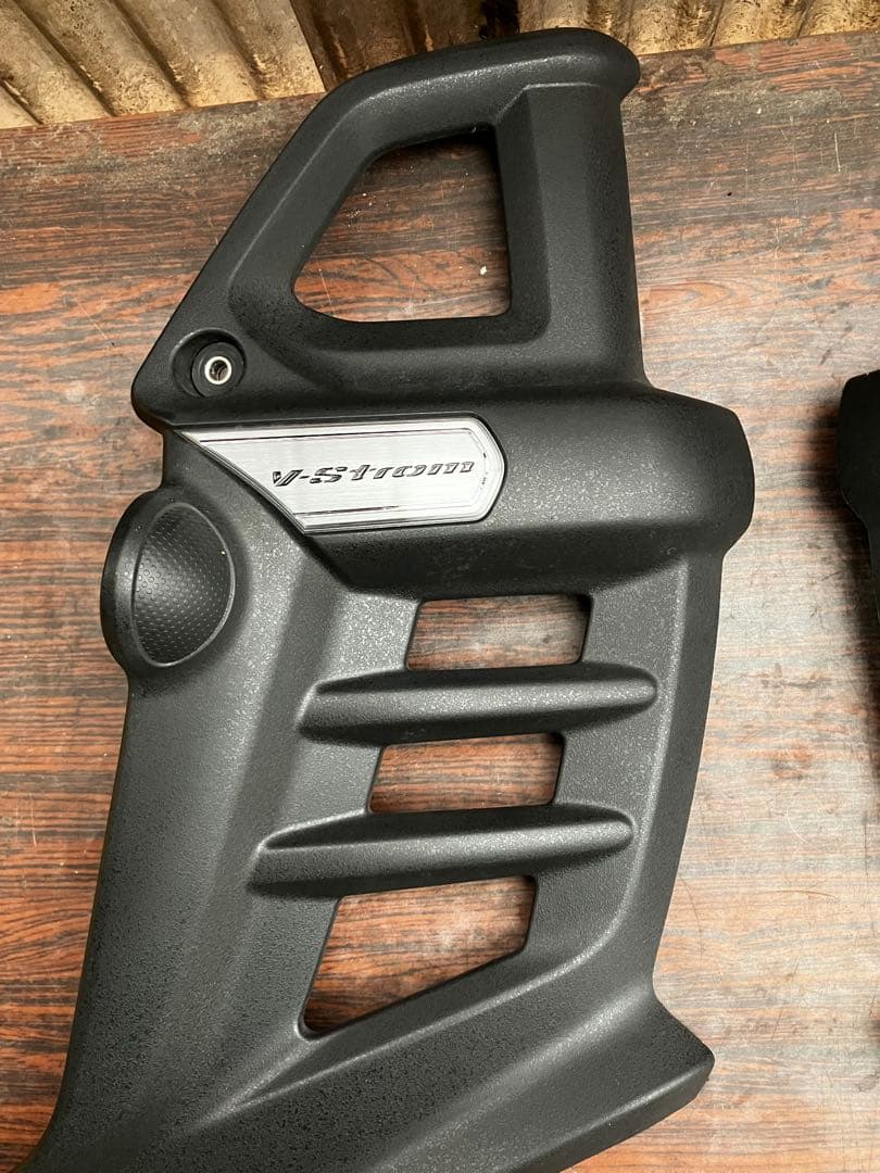 Ｖストローム650 カウル・パワーボックスセット