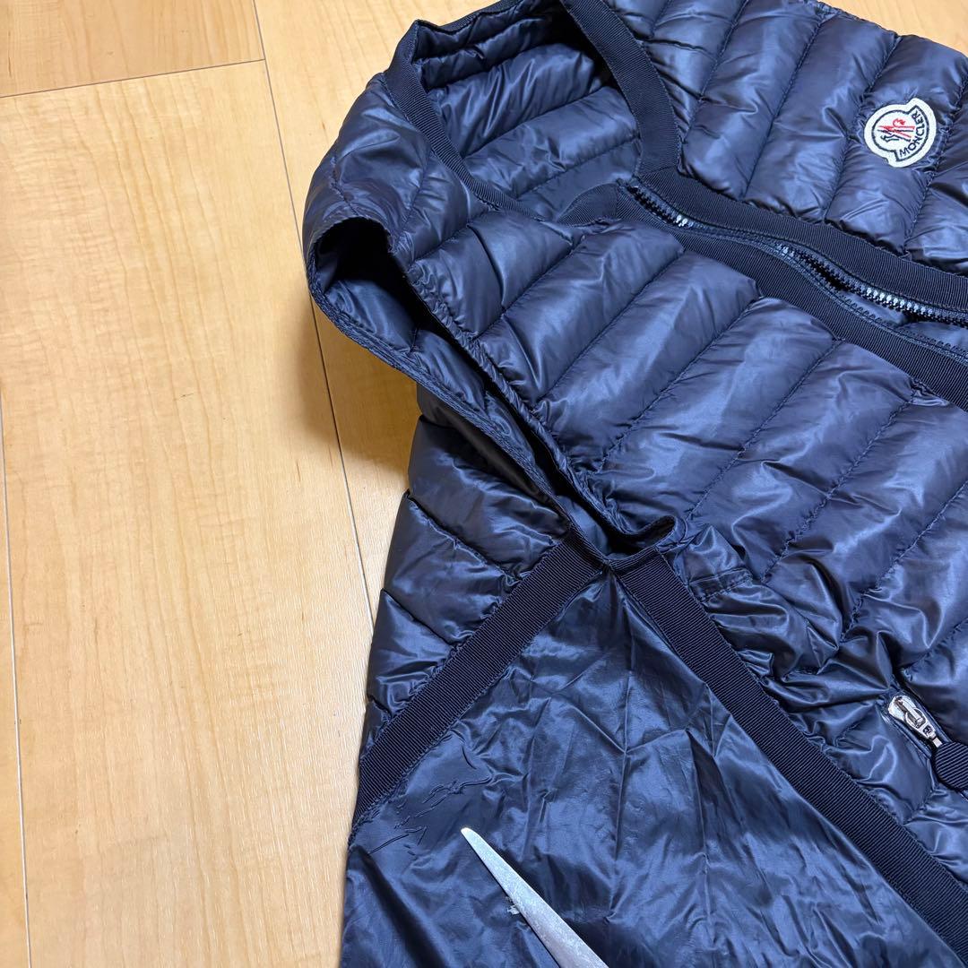 モンクレール MONCLER サカイ ヒトミHITOMI フリルデザイン ベスト
