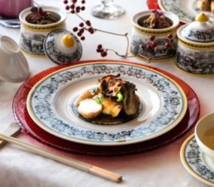 カラーコンセプト レッド　スクエアプレート　各2枚　ビレロイボッホ