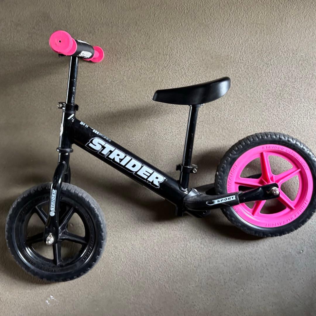 STRIDER ストライダー 12 sports ピンク　黒
