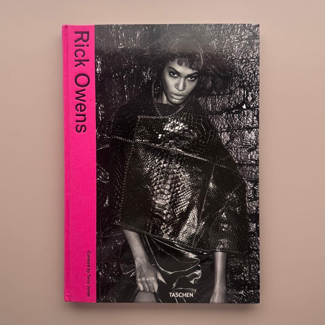 アート・デザイン・音楽 Rick Owens Curated by Terry Jones