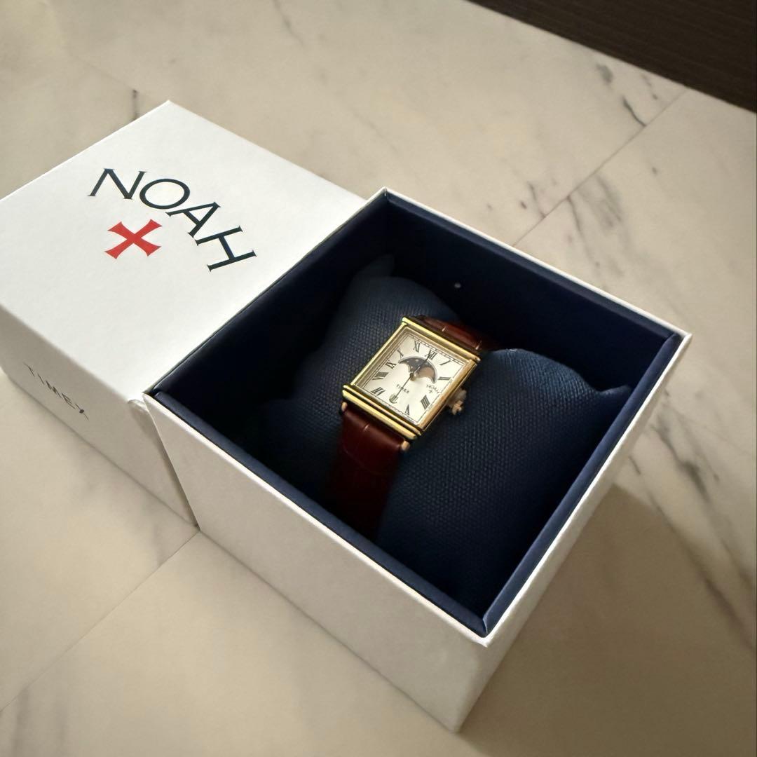 【新品未使用】Noah x Timex Moon Phase Watch