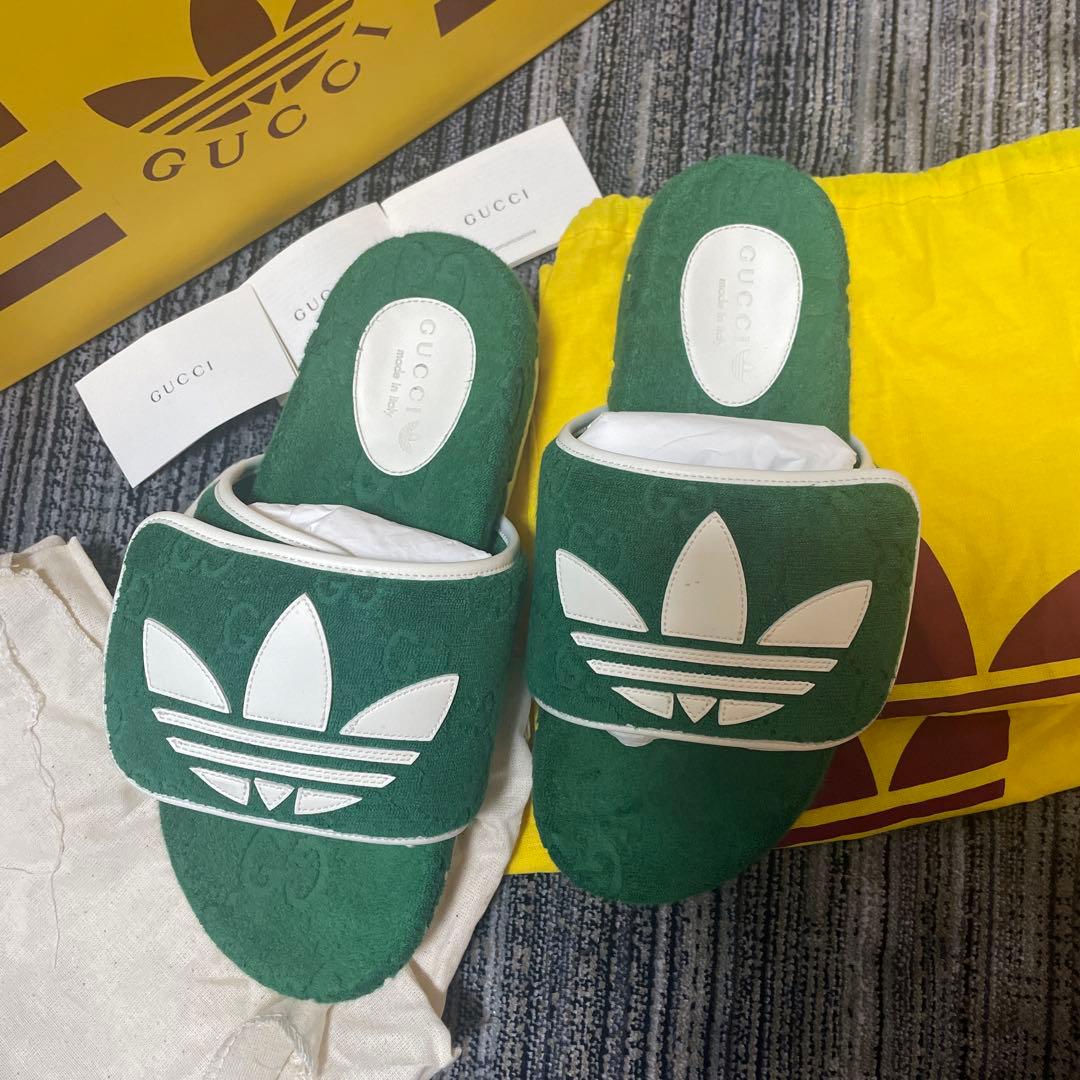 【美品】グッチ　アディダス　パイル地 プラットフォームサンダル グリーン