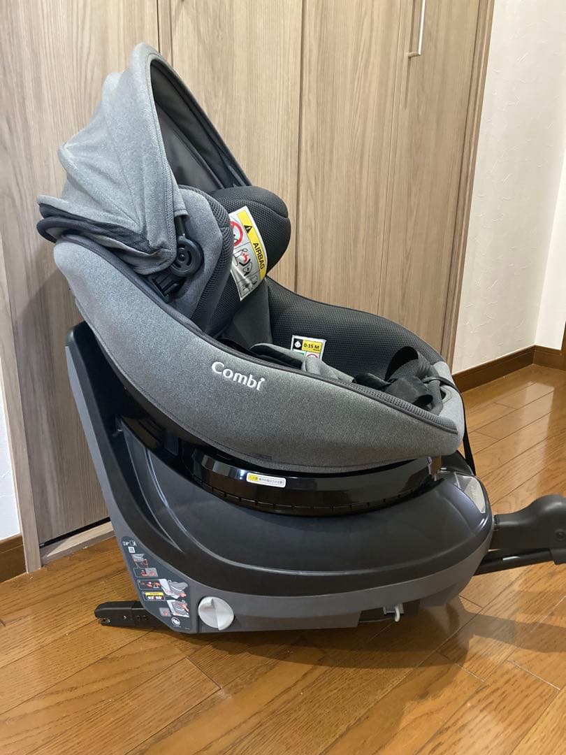 美品使用頻度低め上位モデルCombi クルムーヴコンパクトR129エッグショック