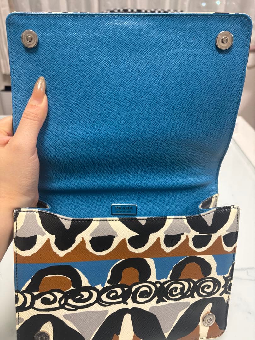 正規品プラダチェーンショルダーバッグ