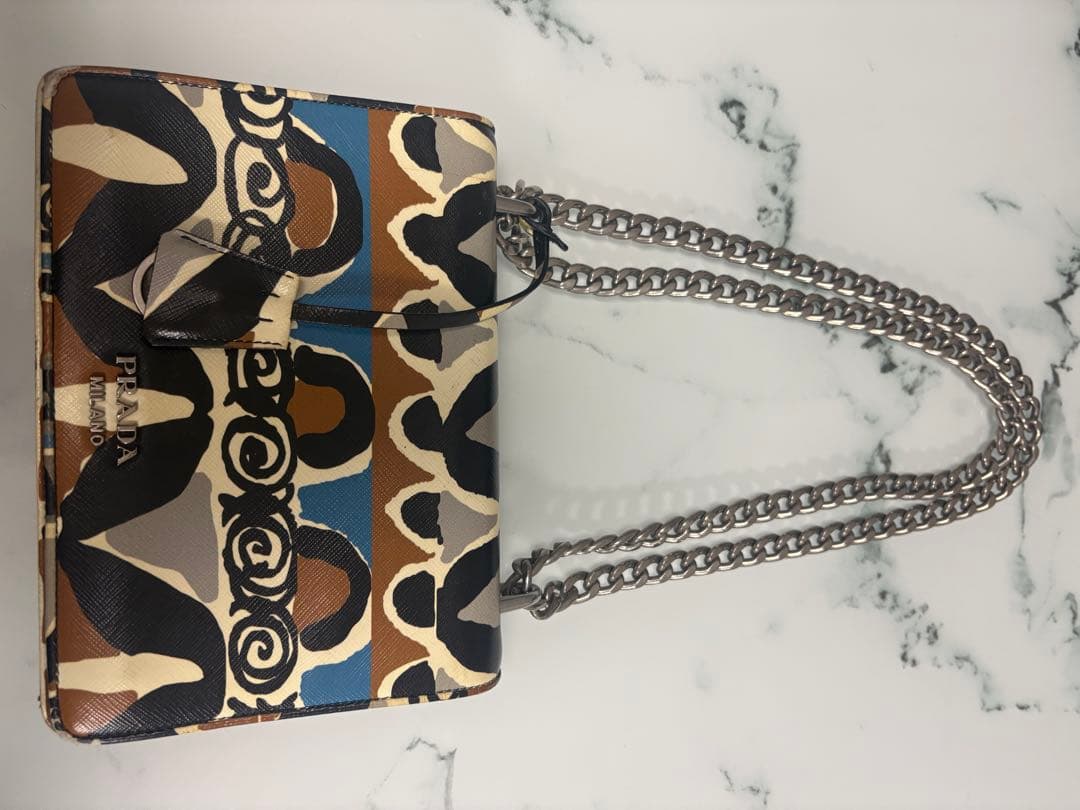 正規品プラダチェーンショルダーバッグ