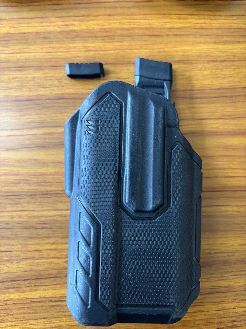 BLACKHAWK OMNIVORE マルチフィットホルスター