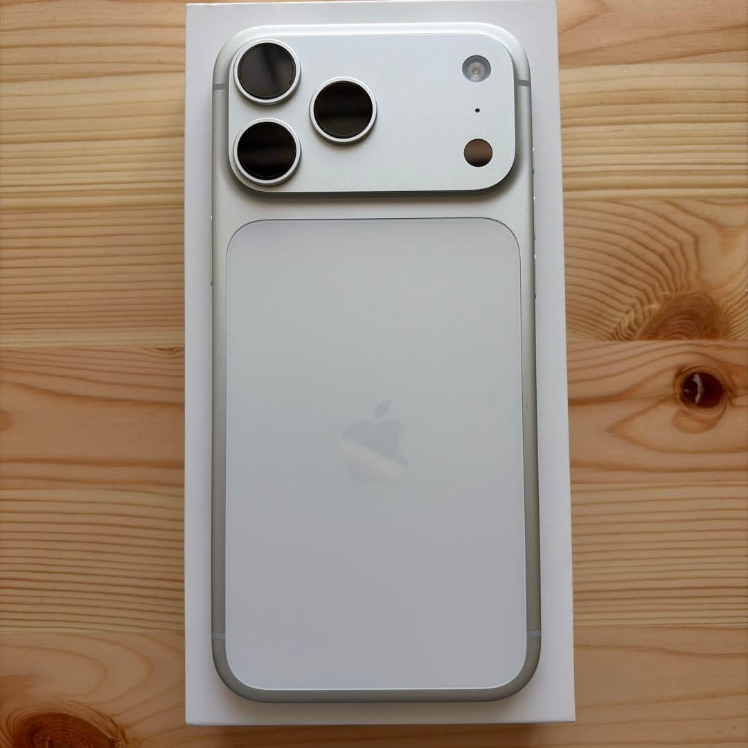 【即日発送】iPhone 17 Pro Max 512GB シルバー