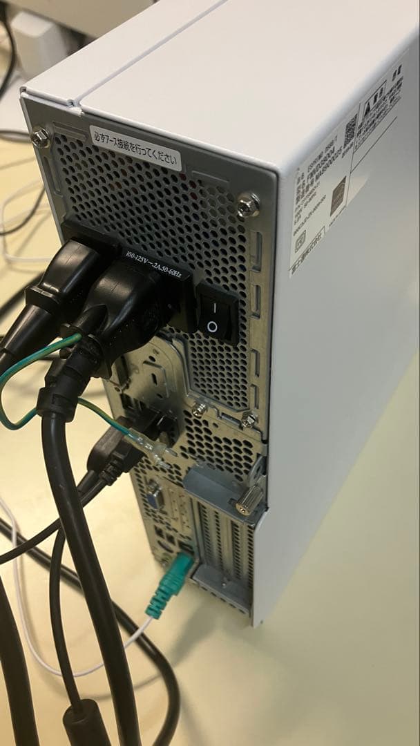 Fujitsu ESPRIMO D588/T 8世代 i5-8500 のみ