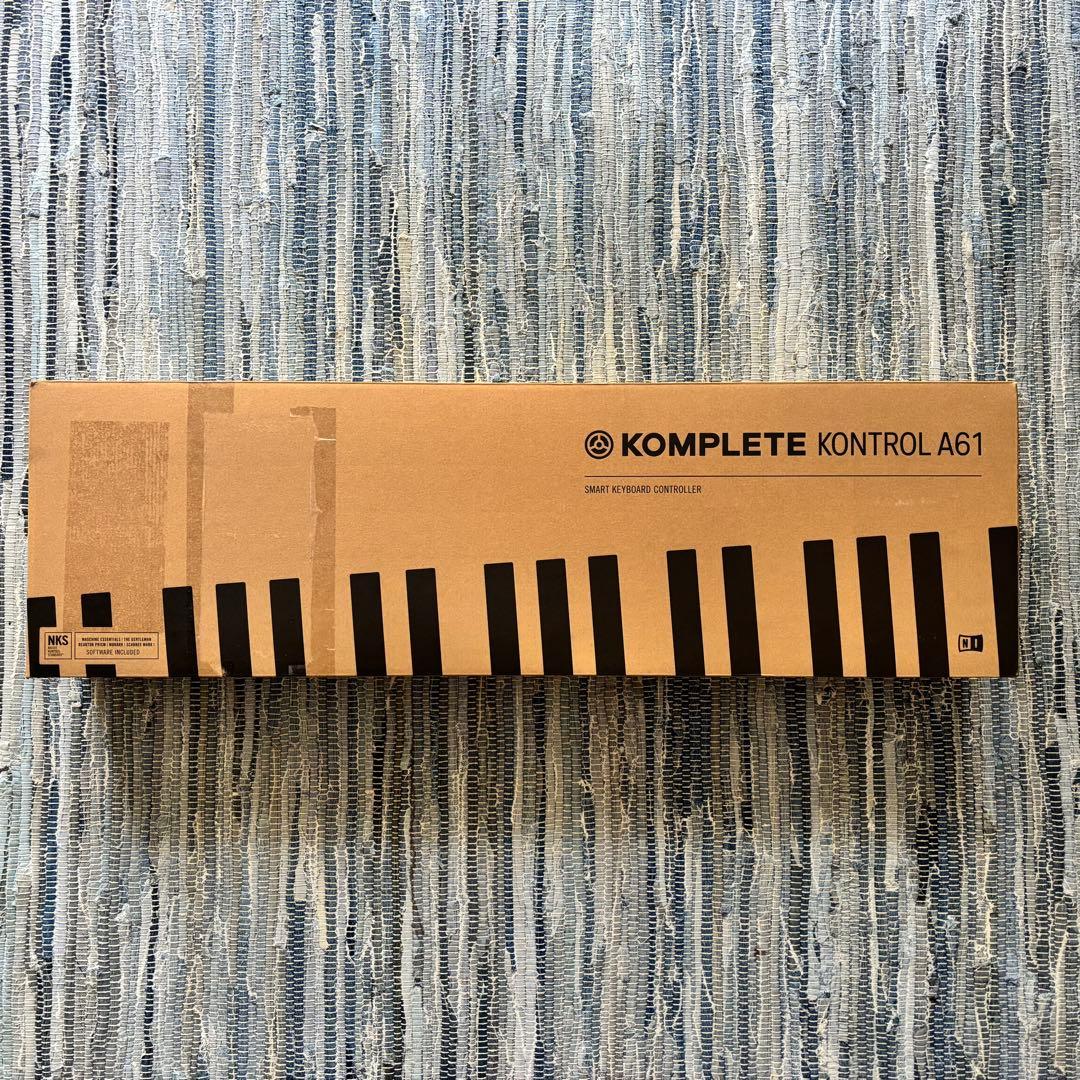 KOMPLETE KONTROL A61 MIDIキーボード