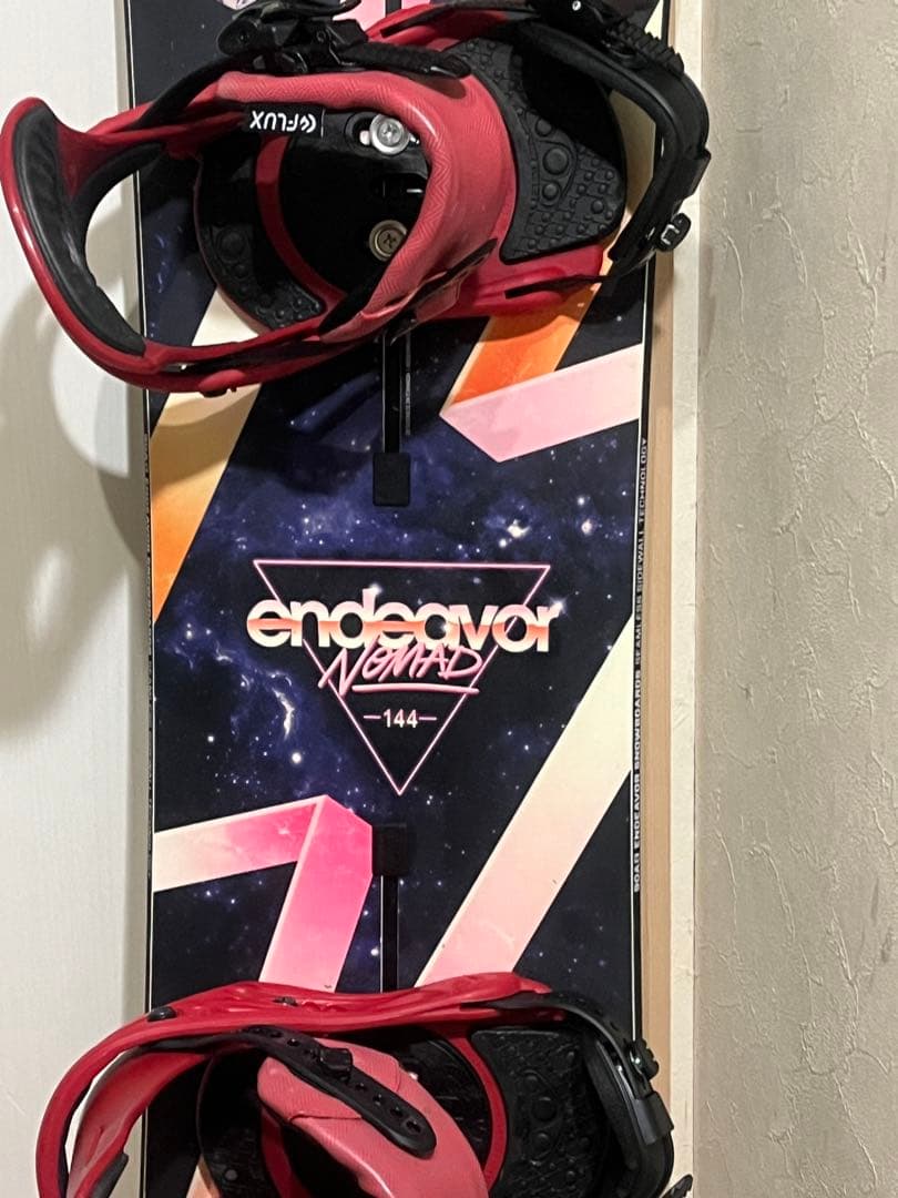 軽量バイブリット！カービンググラトリ最適！エンデバー　144cm FLUXバイン