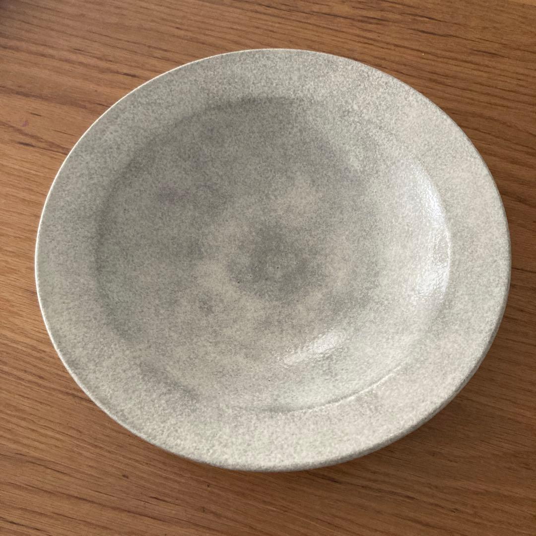 戸塚佳奈　白深プレート　リムプレート　鉢　作家
