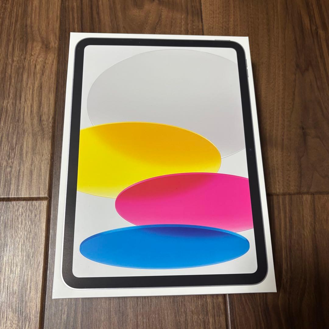 iPad11世代 シルバー 2025年モデル スタンド付き