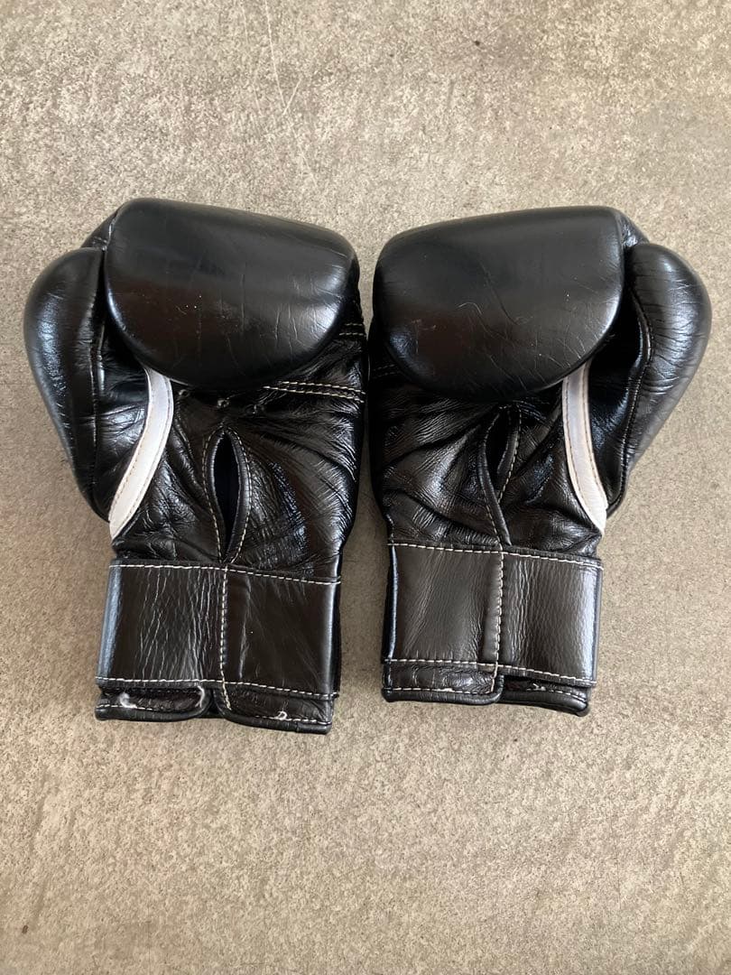 winning ウィニングボクシンググローブ ブラック 8オンス MS-200B