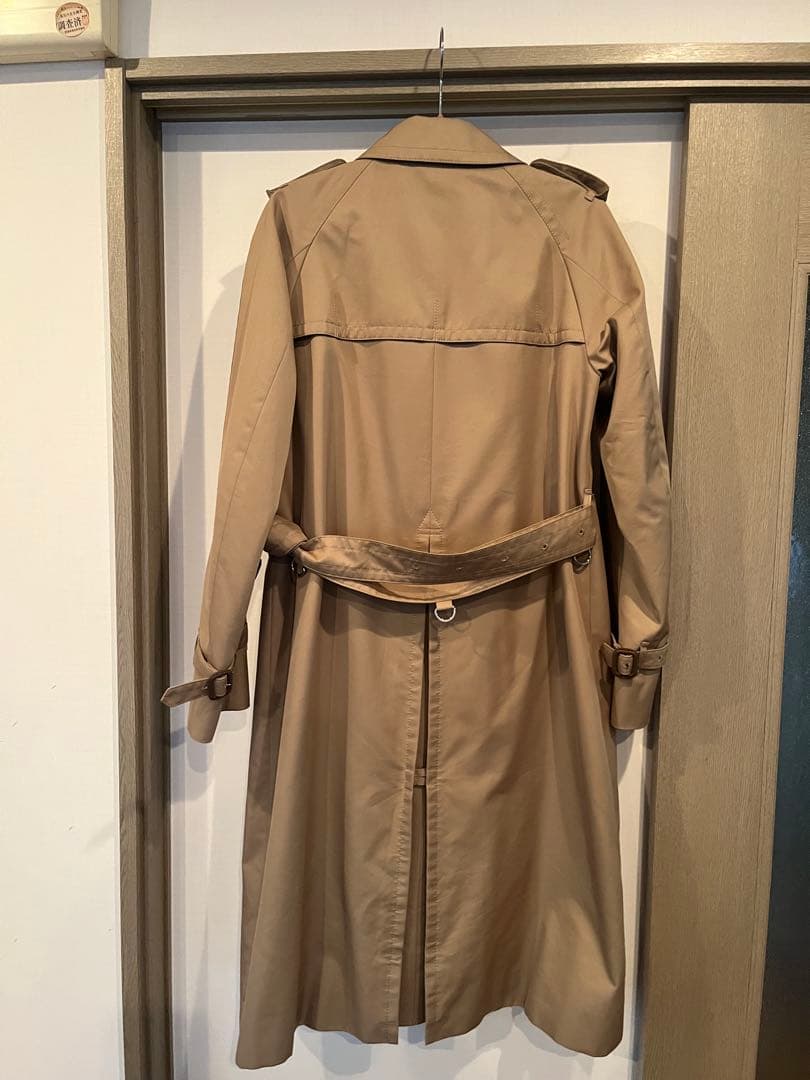アクアスキュータムベージュ トレンチコート レディース