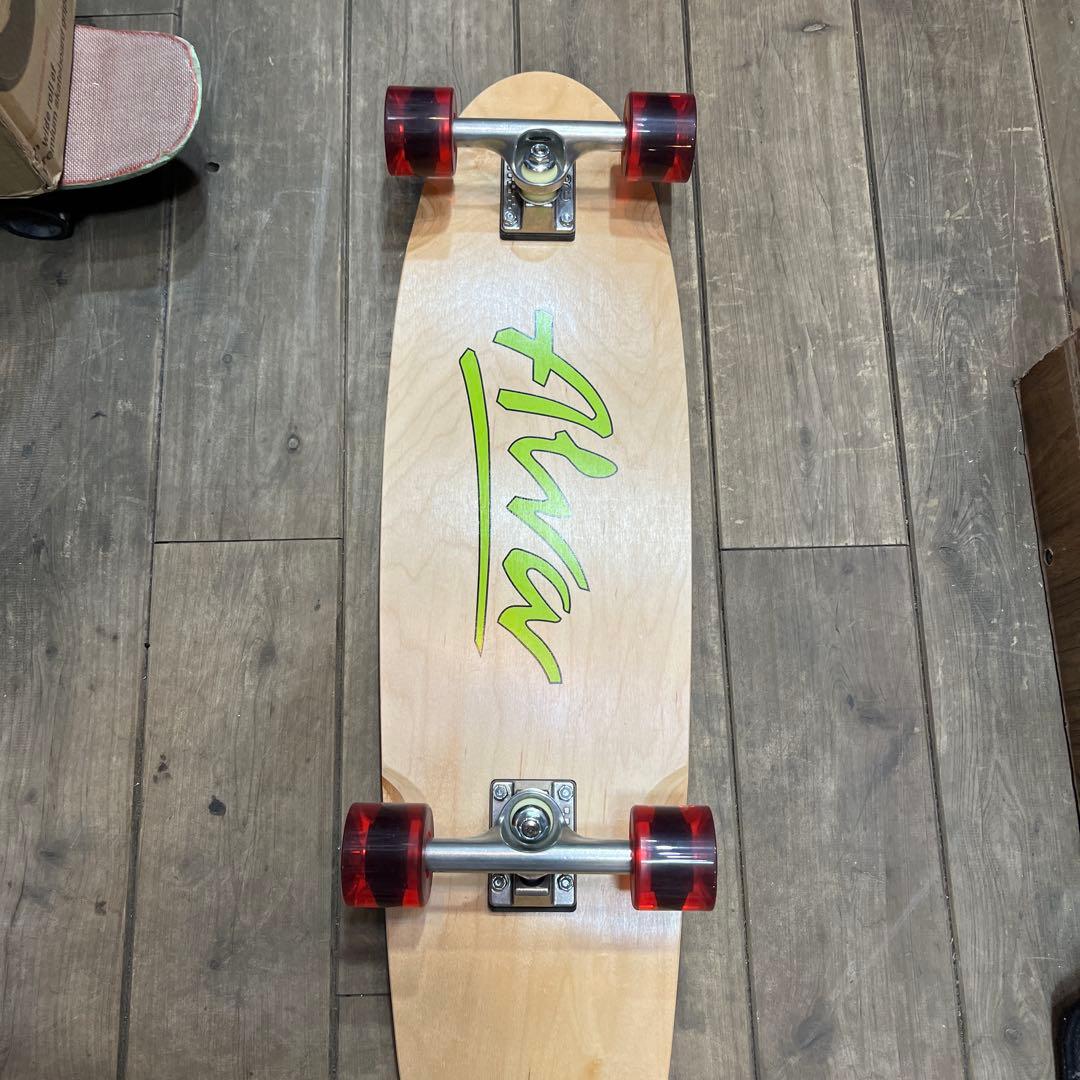 アルバ　ALVA スケートボード コンプリート 見本品　定価33000円