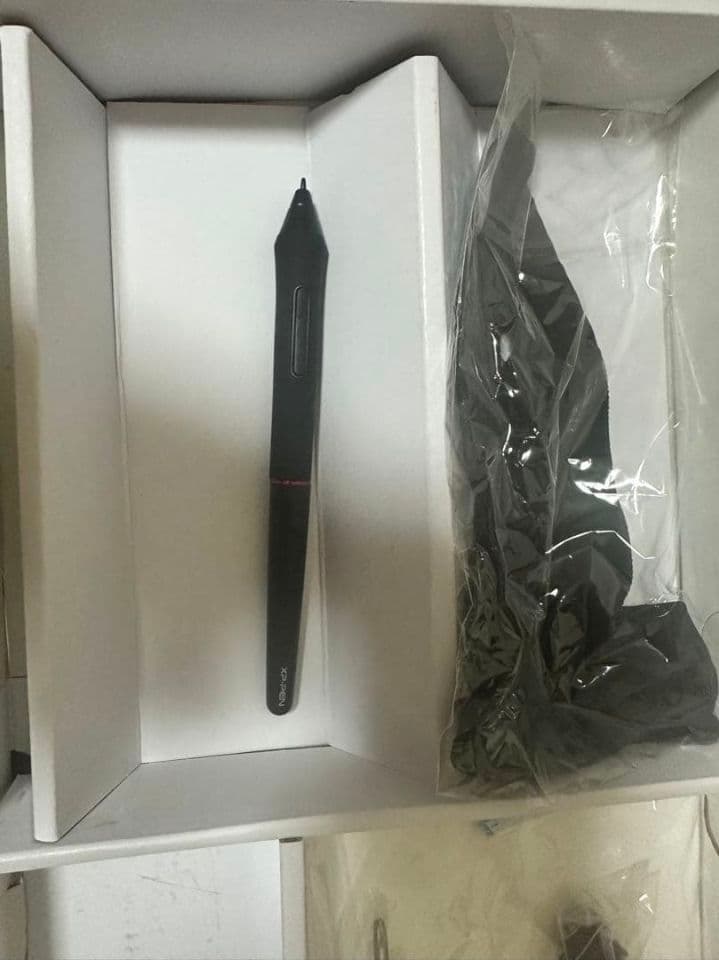 XP-Pen Artist 24 Pro 本体