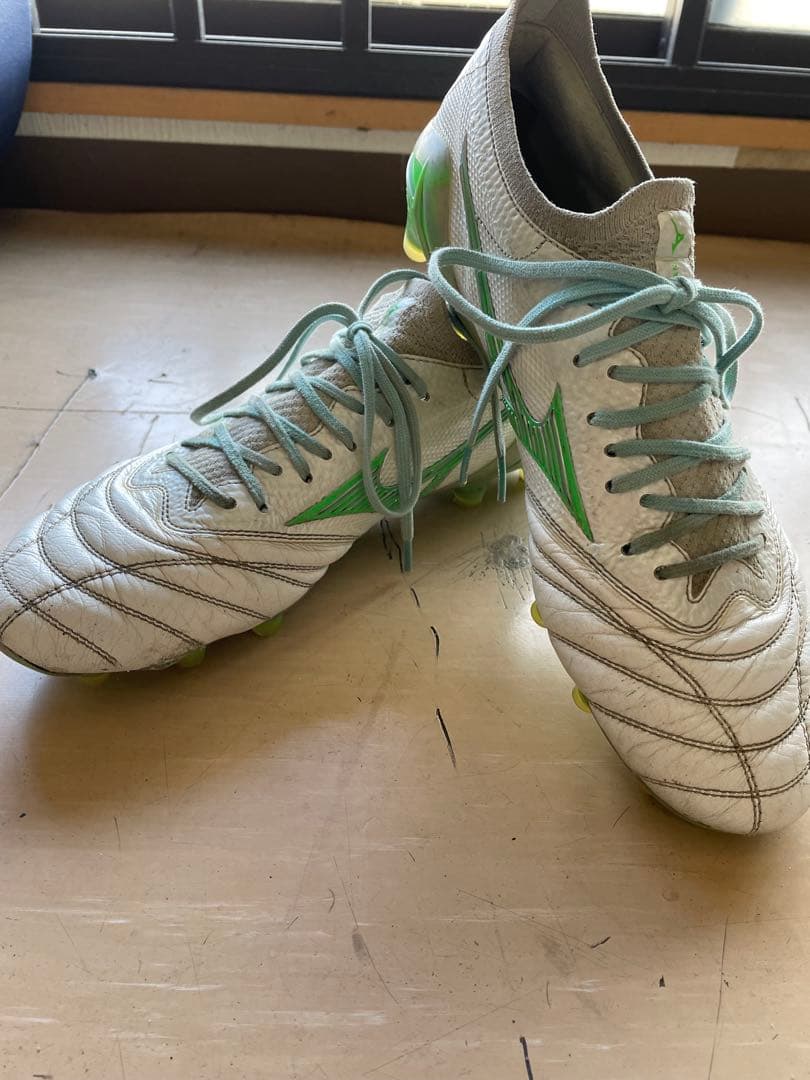 Mizuno モレリアneo4βホワイト/グリーン