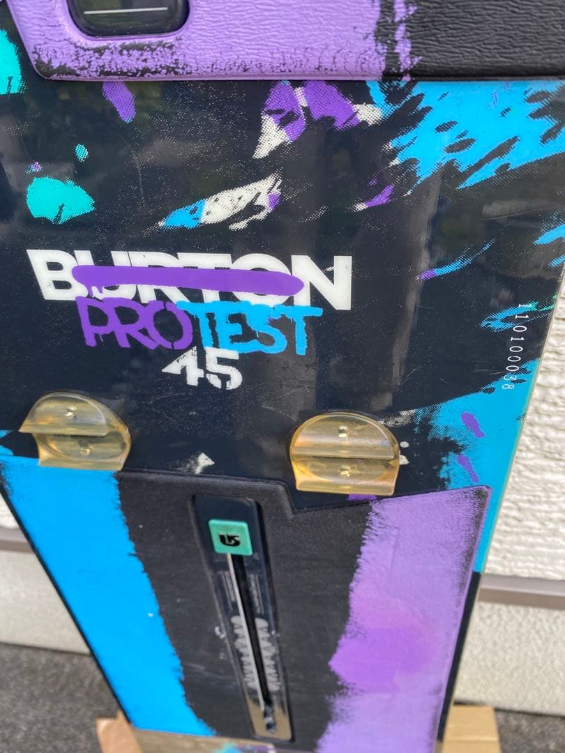 値下げBURTON スノーボード PROTEST 145 子供 キッズジュニア