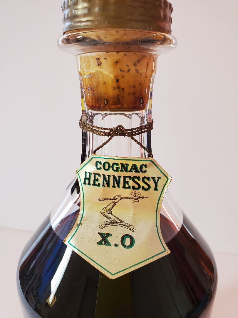 《Hennessy XO コニャック 》バカラボトル