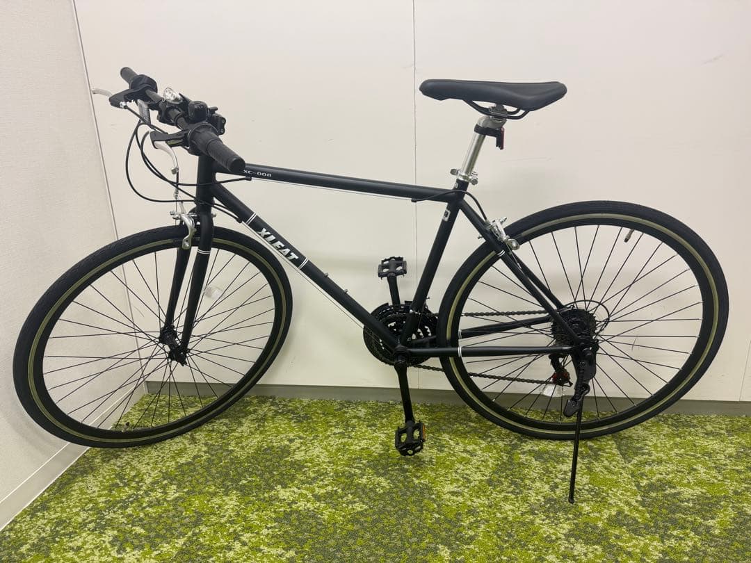 黒 クロスバイク シマノ製 スタンド付 自転車 21段変速