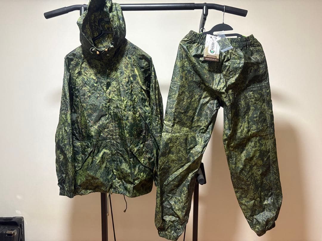 【ロシア軍・実物】SPLAVデジタルフローラ迷彩 ジャケット・パンツセット