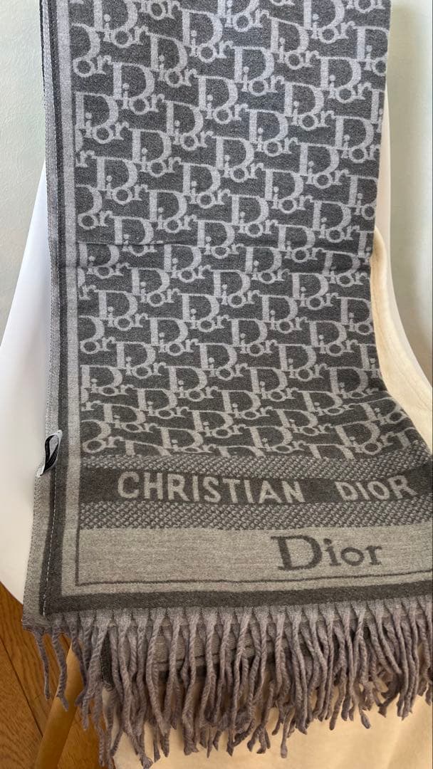 ロゴ柄 大判ストール グレー 60×180 フリンジ付き ノーブランド