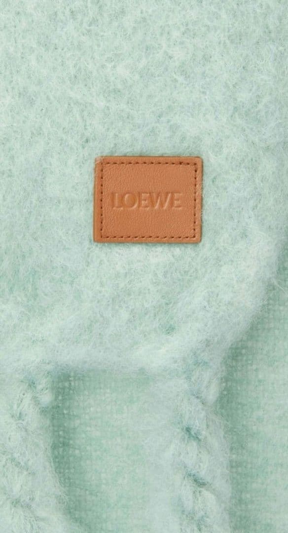 LOEWE・ロエベ ◆ミントグリーン フリンジマフラー