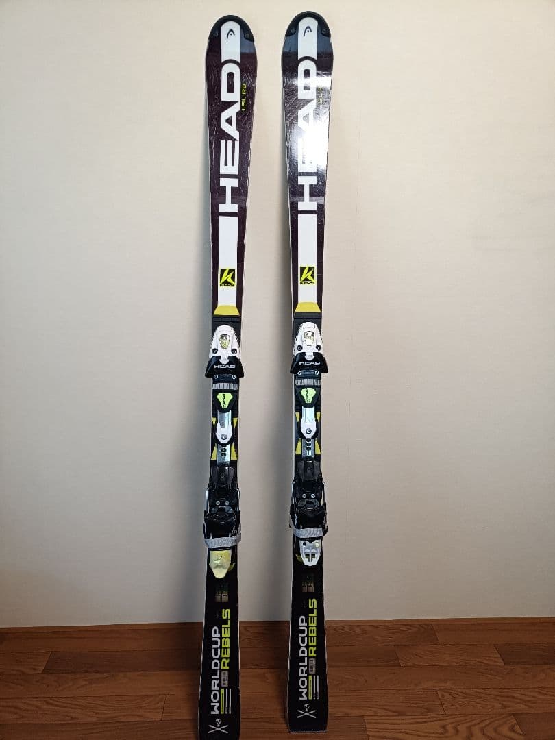 スキー板(HEAD)、ストック(SINANO)、スキーバッグ3点セット