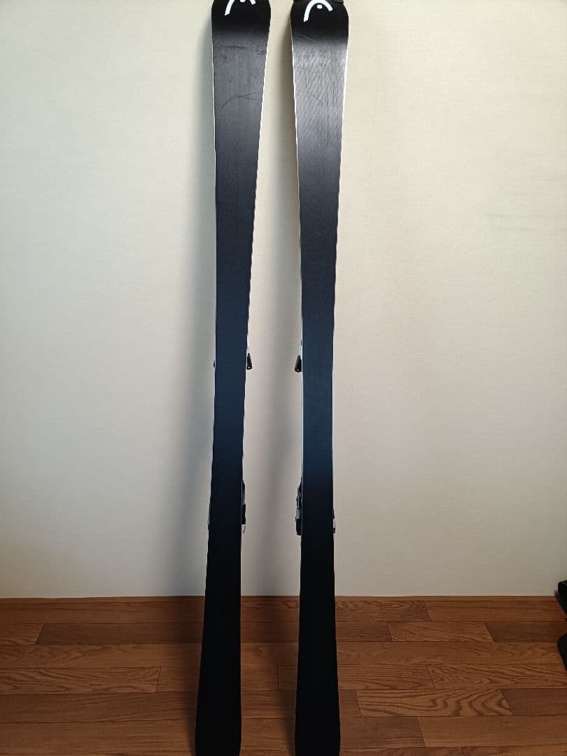 スキー板(HEAD)、ストック(SINANO)、スキーバッグ3点セット