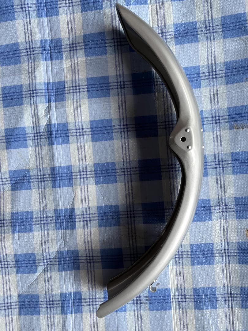 ホンダＣＢ７２アルミＲフェンダーＹパーツ？