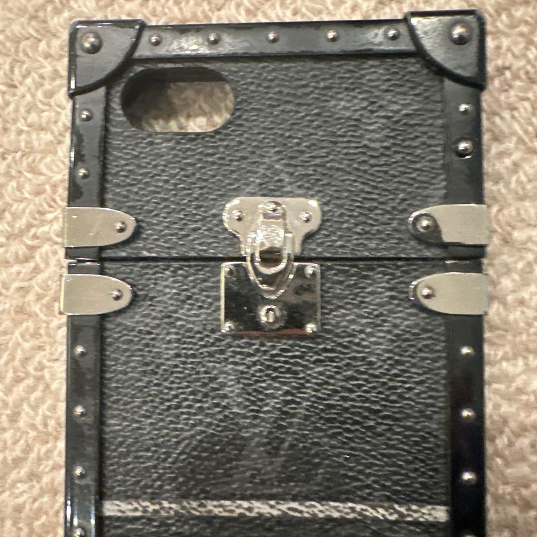 ルイヴィトンfragmentトランクスタイル iPhoneケース 黒