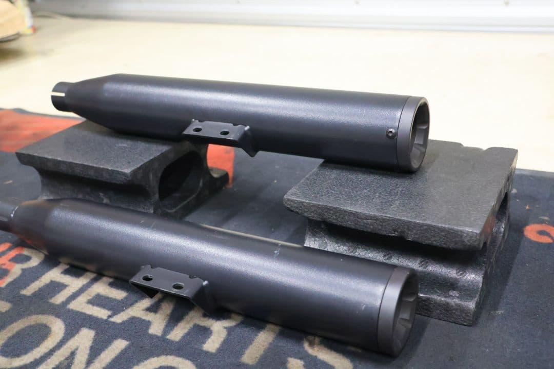 ソフテイル　18〜 バンス&ハインズマフラー　FXBB FXLR FXBR 等