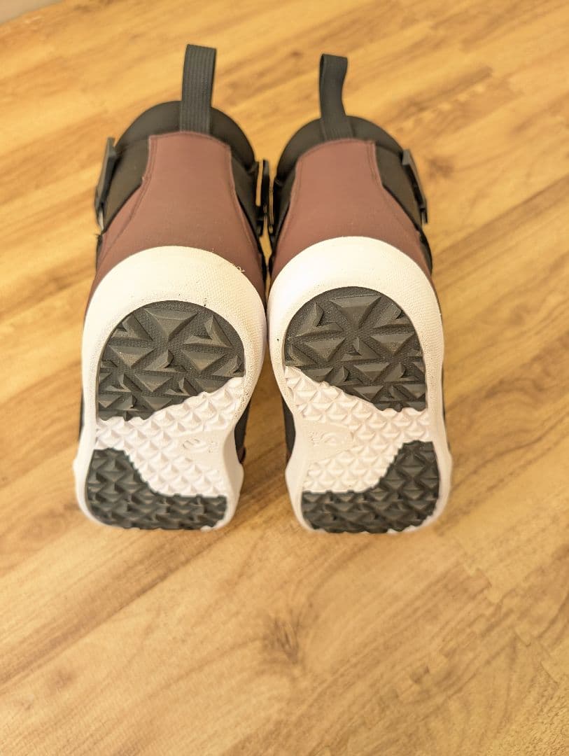 即日発送します　未使用品！　FLUX BOAブーツ 23.5cm