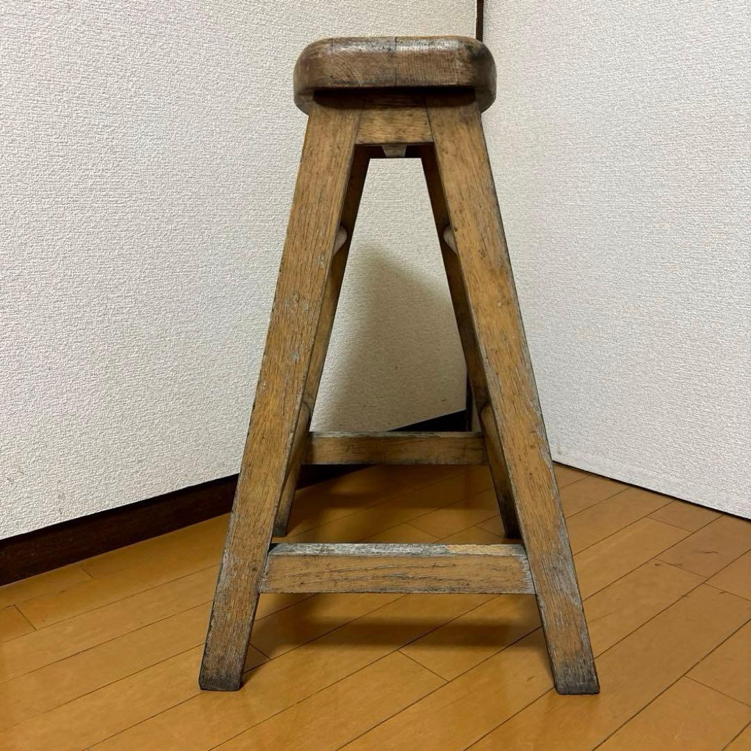 nao FUTABA家具　ヴィンテージスツール