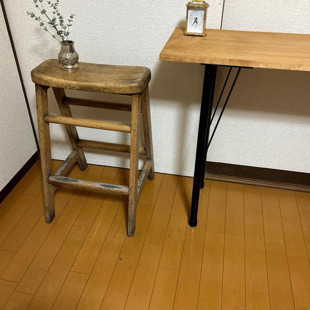 nao FUTABA家具　ヴィンテージスツール