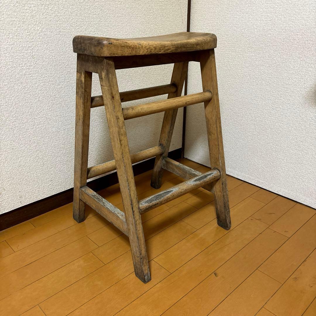 nao FUTABA家具　ヴィンテージスツール