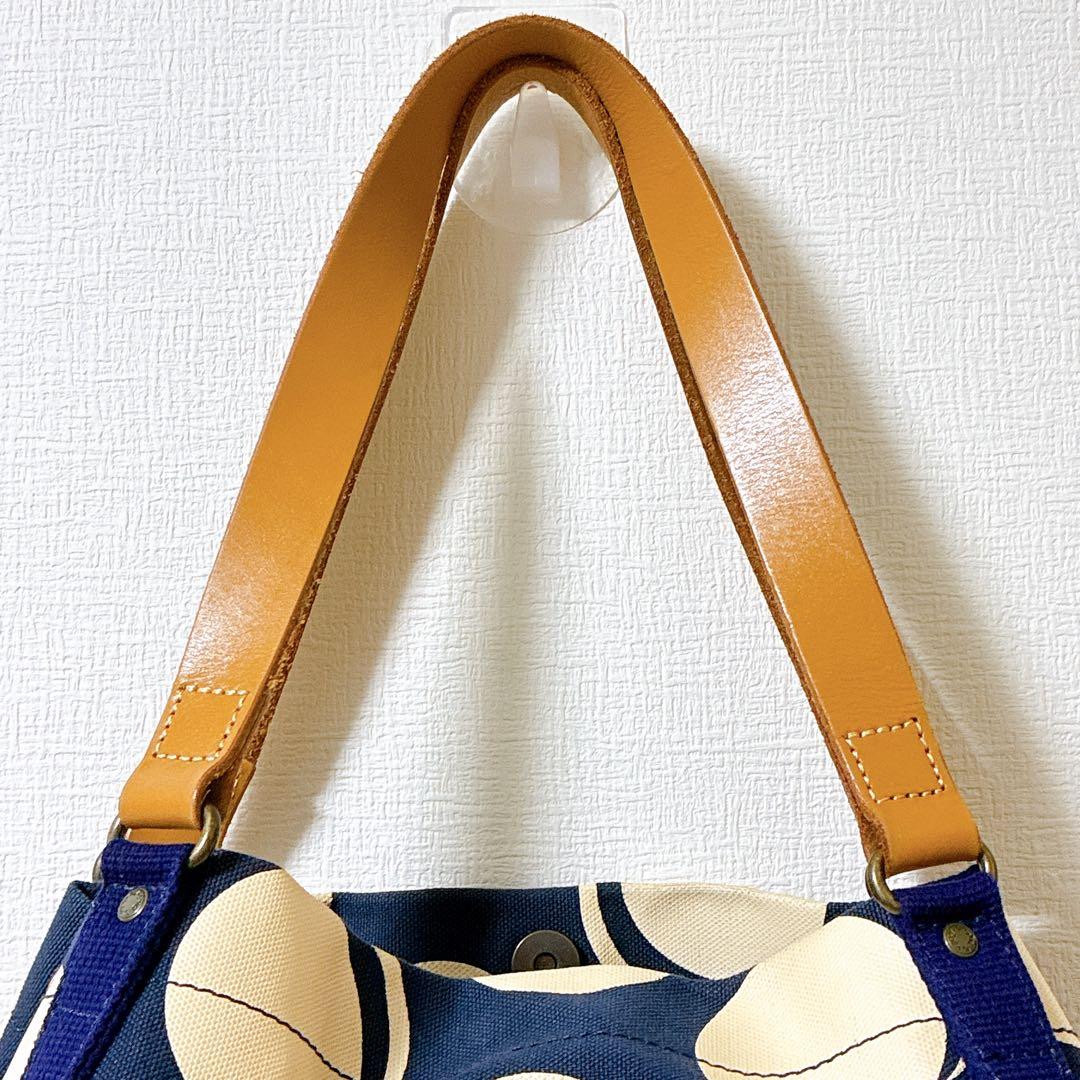 Dakota ビッグトートバックドット柄 ネイビー×ホワイト