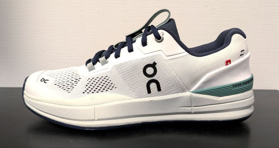 未使用On Running The Roger Pro 限定カラー_27.5cm