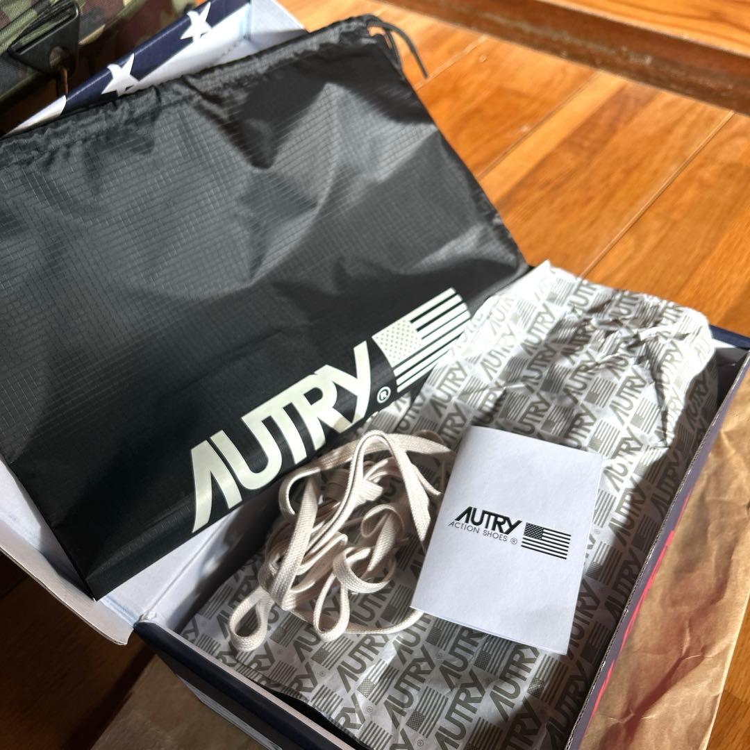 空様　AUTRY LOW CUT SUPER VINTAGE